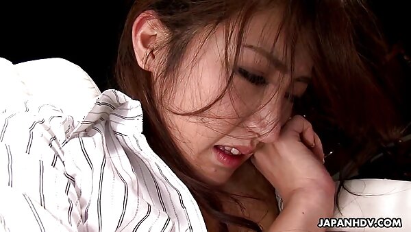 Fußfetischist leckt leckere sohn zwingt mutter zu sex Füße von russischem Luder