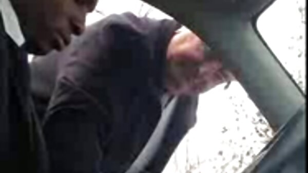 die nasse Fotze und der Anus von Cayenne Klein werden tante braucht sex zärtlich gekitzelt