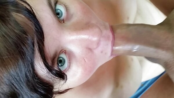 Viererszene kostenlose sexfilme mutter sohn mit zwei Freundinnen, die DPed bekommen